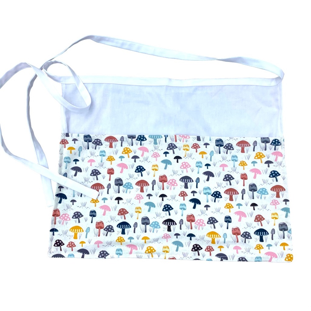 New Colorful White Mushroom Fabric Apron with pocket and X long ties